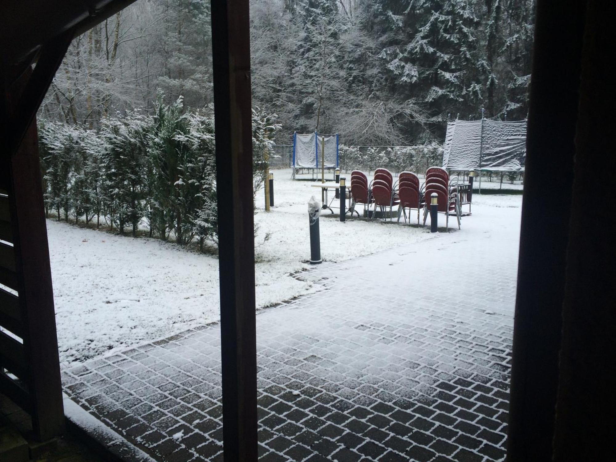 De Bron Villa Beringen Luaran gambar